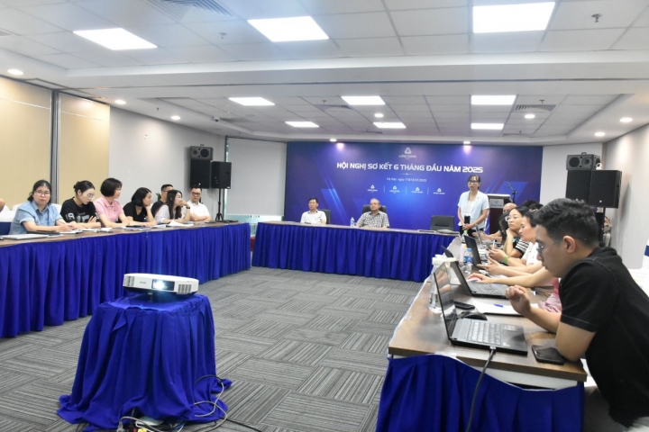 Long Giang Group đào tạo bộ 5 kỹ năng thiết yếu dành cho CBQL